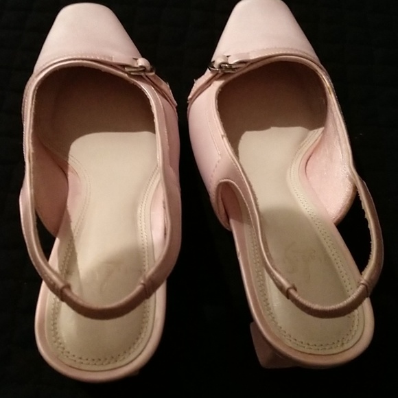 Dress Shoes - Picture 3 of 4